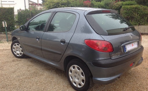 Peugeot 206 1.4 urban 2006 - vue 3