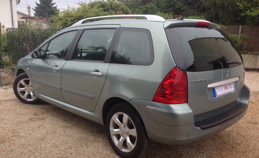 Peugeot 307 Sw 1.6 110 sport 2006 - vue 3