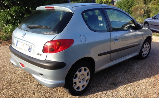 Peugeot 206 1.4 hdi xline 2005 - vue 3