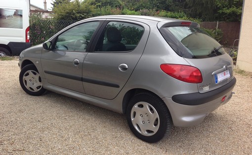 Peugeot 206 1.1 2002 - vue 3