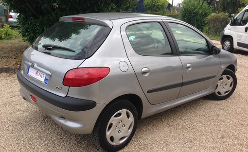 Peugeot 206 1.1 2002 - vue 4