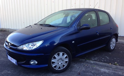 Peugeot 206 1.4 xline 2006 - vue 2