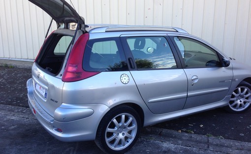 Peugeot 206 Sw 2.0 hdi 90 2004 - vue 3