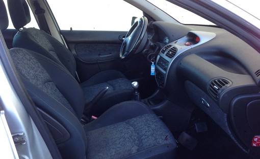 Peugeot 206 Sw 2.0 hdi 90 2004 - vue 4