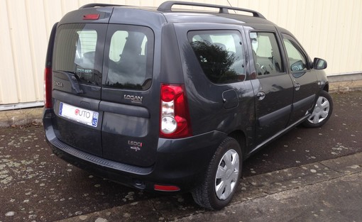 Dacia Logan Mcv 1.5 dci laureate 7 places 2009 - vue 2