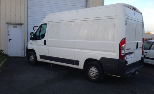 Peugeot Boxer 2.2 hdi 100 ch 2009 - vue 2