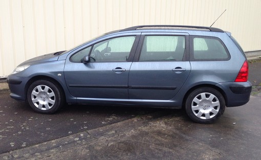 Peugeot 307 1.6 HDI 110Break 2006 - vue 4
