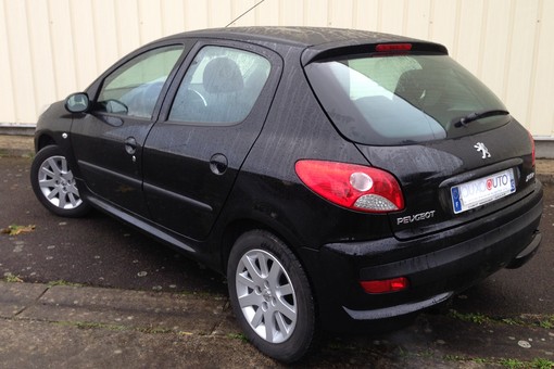 Peugeot 206+ Trendy 1.4 HDI 2010 - vue 4