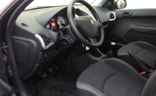 Peugeot 206+ Trendy 1.4 HDI 2010 - vue 6