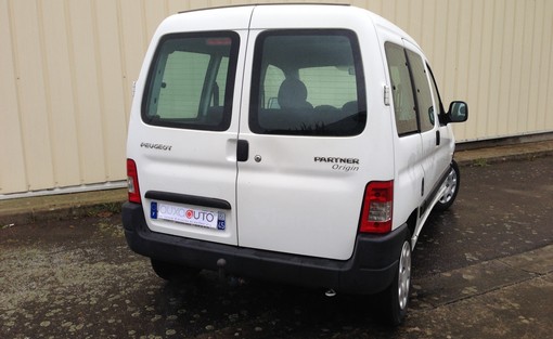 Peugeot Partner 1.6 HDI 75 2009 - vue 4