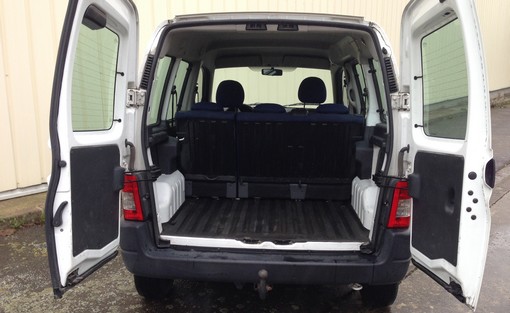 Peugeot Partner 1.6 HDI 75 2009 - vue 5