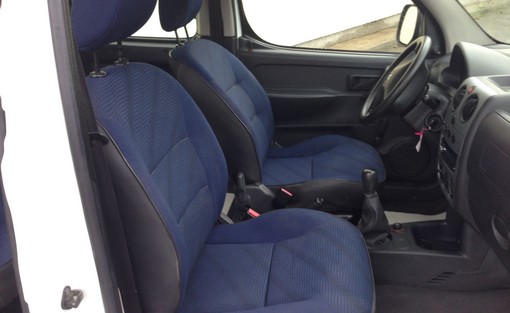 Peugeot Partner 1.6 HDI 75 2009 - vue 7