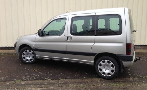 Peugeot Partner 2.0 HDI 90 2005 - vue 2