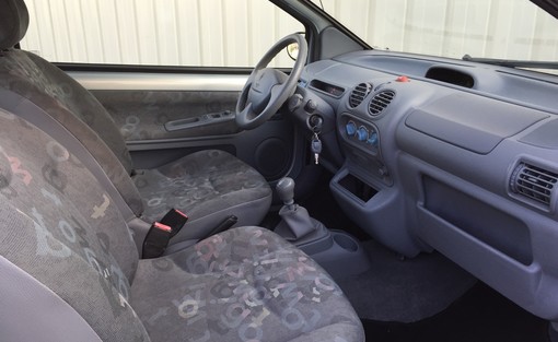 Renault Twingo 1.2 Emotion 2007 - vue 5