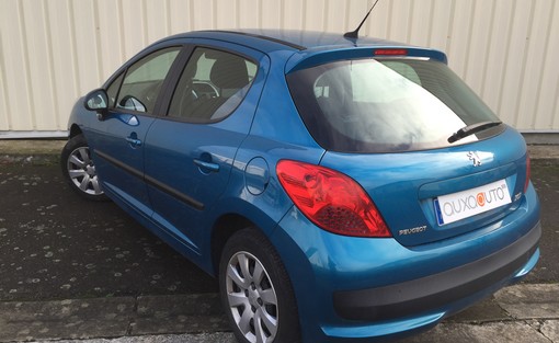 Peugeot 207 1.4 Hdt Trendy 2009 - vue 2