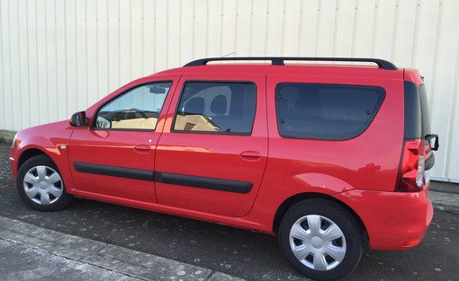 Dacia Logan Mcv 1.6 Mpi Laureate 7 Pl 2009 - vue 4