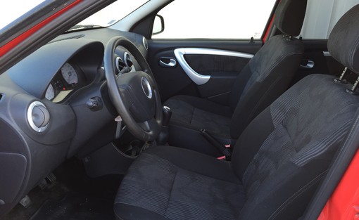 Dacia Logan Mcv 1.6 Mpi Laureate 7 Pl 2009 - vue 7