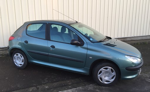 Peugeot 206+ 1.1 2001 - vue 3