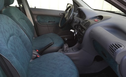Peugeot 206+ 1.1 2001 - vue 4