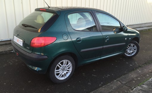 Peugeot 206 Rolland Garros 2000 - vue 2