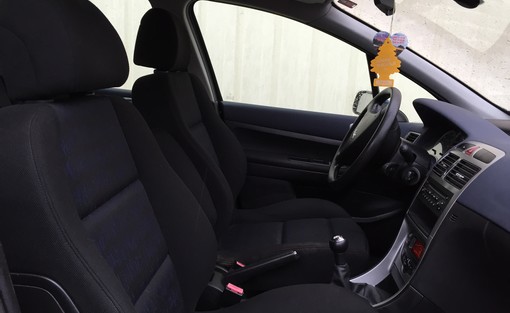 Peugeot 307 Break 1.6 110 2002 - vue 4