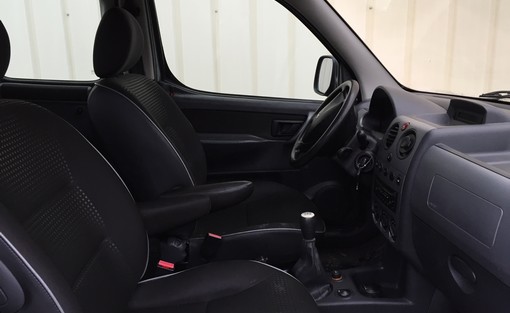 Peugeot Partner 1.6 HDI 75 Multispace 2007 - vue 4