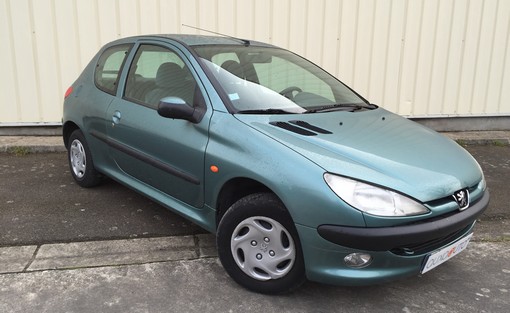Peugeot 206 1.1 Xt 1999 - vue 3
