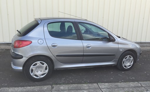 Peugeot 206 1.4 2003 - vue 3
