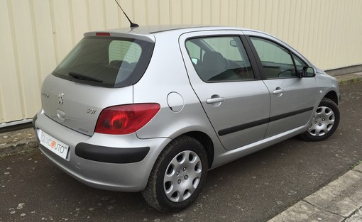 Peugeot 307 1.4 90 Ch 2005 - vue 2