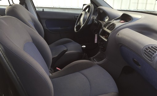 Peugeot 206+ 1.1 2001 - vue 4