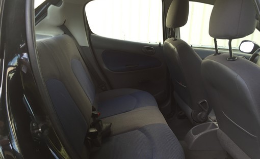 Peugeot 206+ 1.1 2001 - vue 5
