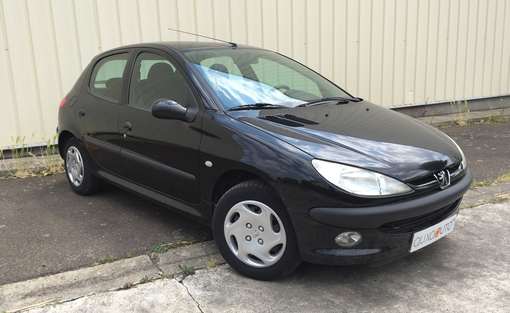 Peugeot 206+ 1.1 2001 - vue 3