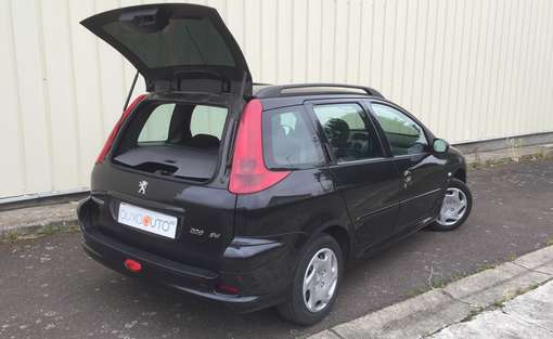 Peugeot 206 SW Xs 1.4 2003 - vue 4