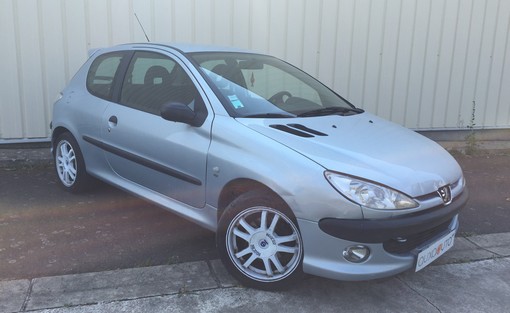 Peugeot 206 1.6 Xs 110 Ch 2002 - vue 3