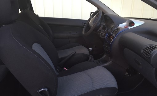 Peugeot 206+ 1.1 2004 - vue 4