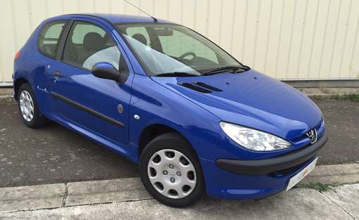 Peugeot 206+ 1.1 2005 - vue 3