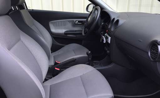 SEAT Seat Ibiza 1.4 TDI 2003 - vue 4