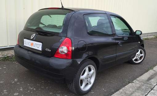 Renault Clio DCI 1.5 65 Ch 2005 - vue 3