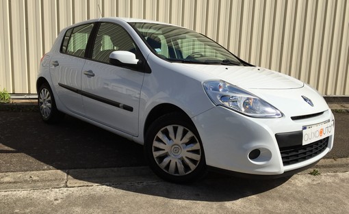 Renault Clio 1.5 DCI Expression 2010 - vue 3