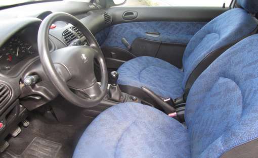 Peugeot 206+ 1.1 2002 - vue 4
