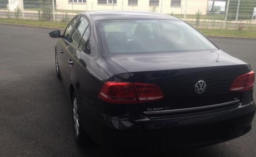 Volkswagen Passat Vii 1.6 TDI 105 Cr Fap Blue Motion Trendlin 2011 - vue 2