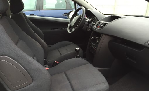 Peugeot 207 1.4 HDI 2007 - vue 4