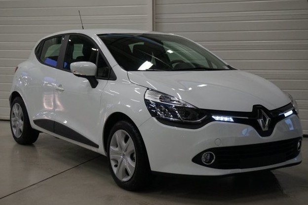 Renault Clio Iv 1.2 16V 75 zen 2015 - vue 4