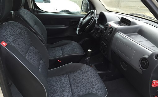 Peugeot Partner 1.9D Quicksilver 2004 - vue 4