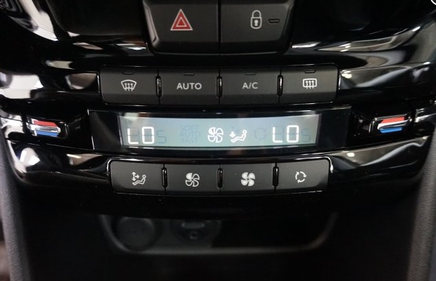 Peugeot 208 1.6 HDI 92 Ch allure 2015 - vue 6