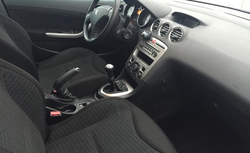 Peugeot 308 Sw confort pack 92 2011 - vue 4