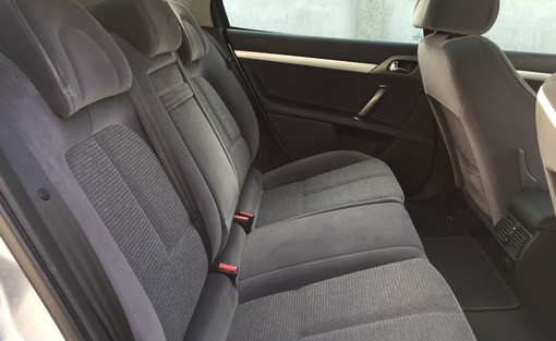 Peugeot 407 SW 1.6 HDI 110 2006 - vue 5
