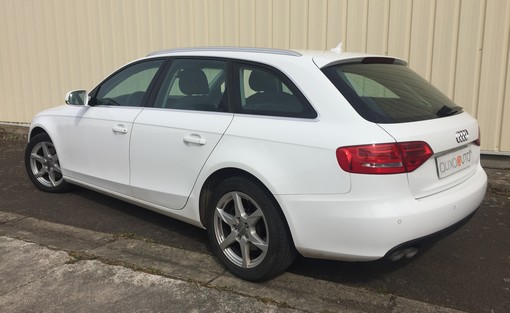 Audi Audi A4 Avant 140 ambiente 2010 - vue 4