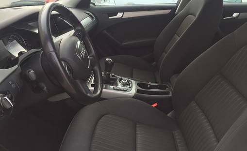 Audi Audi A4 Avant 140 ambiente 2010 - vue 6