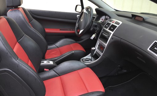 Peugeot 307 Cc 2.0 140 2006 - vue 5